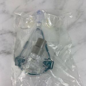 RESMED MIRAGE QUATTRO LARGE W/ Cushion 61293 & Frame 61267